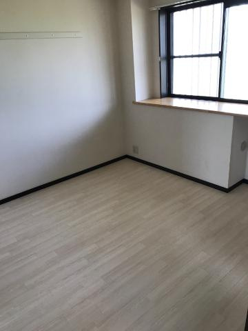 クイーンズ　優の内装|洋室