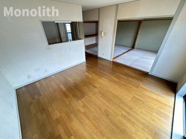 サンクレスト府中の居間・リビング