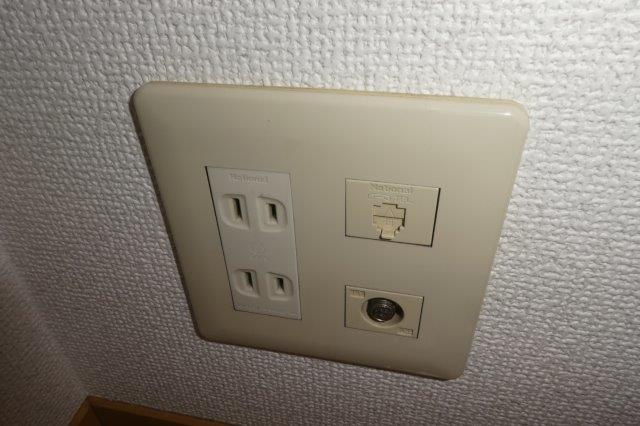 ジョイラックスＡの設備|TVジャック・電話モジュラー