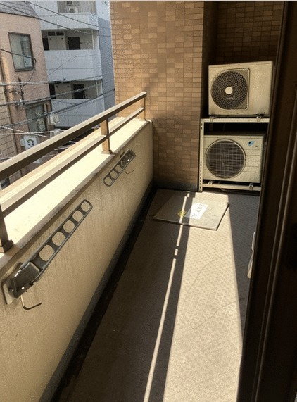 【バルコニー】