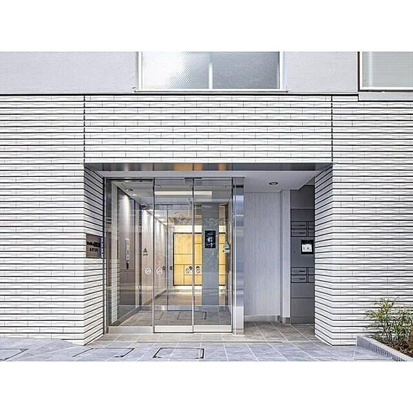 ディームス西早稲田のエントランス