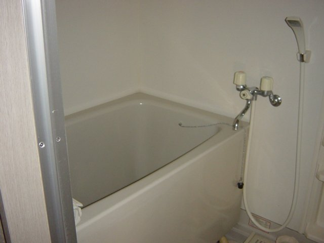 ネオパリエＡの浴室|バス