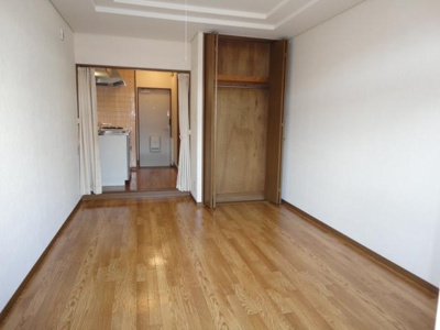 【内装】 | セレニテ東山 | 洋室