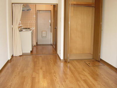 【内装】 | セレニテ東山 | 洋室