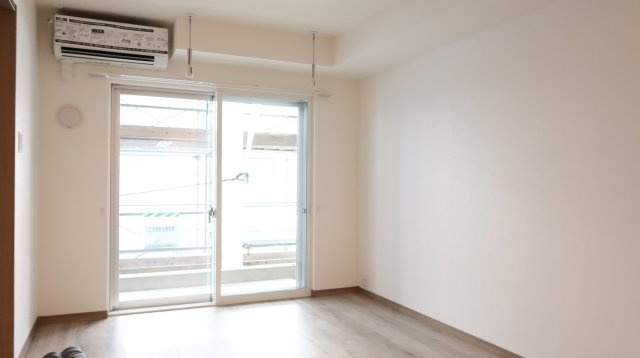 大町市大町の賃貸マンションの居間・リビング|エアコン1台のみ