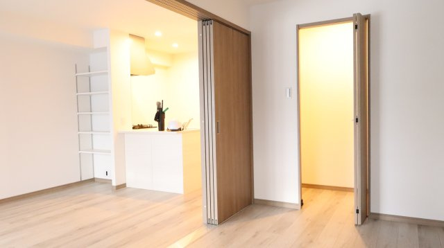 大町市大町の賃貸マンションの居間・リビング