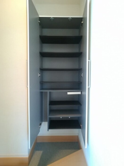 【玄関】 | モダンコート・ウエルネス