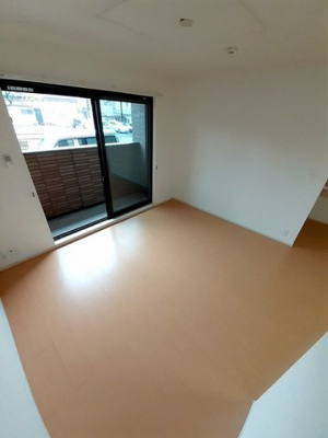 【居間・リビング】 | ライツ壱番館 | おしゃれな居間です