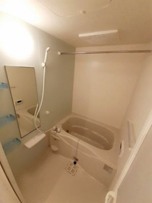 【浴室】 | ライツ壱番館 | ゆったり過ごせるお風呂です