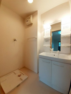 【洗面所】 | ライツ壱番館 | 使いやすい洗面所です