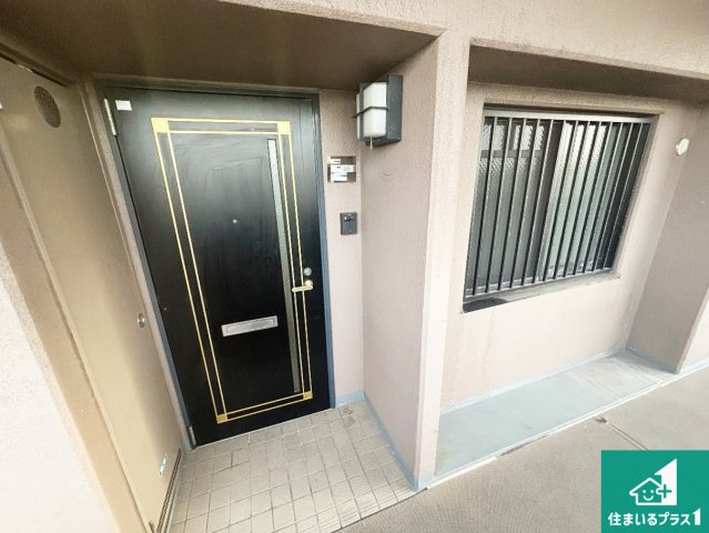 グランプレステージ明石魚住の玄関|シューズボックスにはたくさんの靴が収納できるので玄関周りはいつもスッキリ！ご家族が増えても安心！