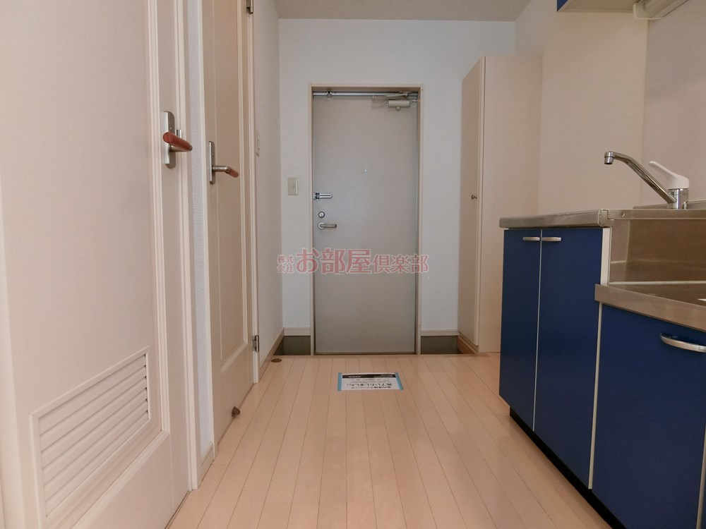 リブレア東櫛原B棟の玄関