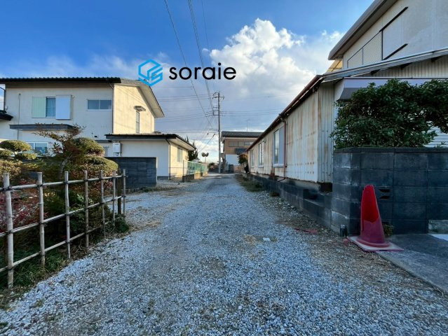 日高市南平沢　中古戸建の前面道路含む現地写真|1/24　撮影