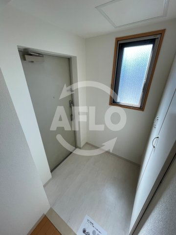 ヴェルドミール・ユモト　東粉浜小学校区の玄関|ヴェルドミール・ユモト　玄関