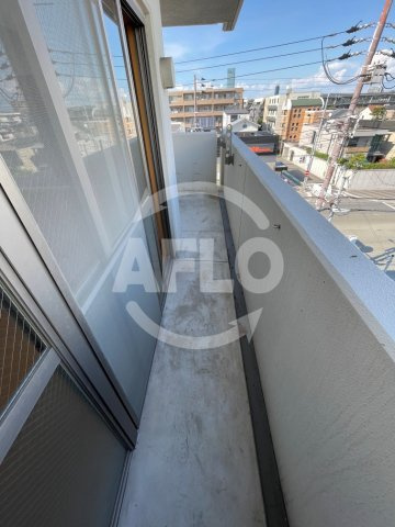 ヴェルドミール・ユモト　東粉浜小学校区のバルコニー|ヴェルドミール・ユモト　バルコニー