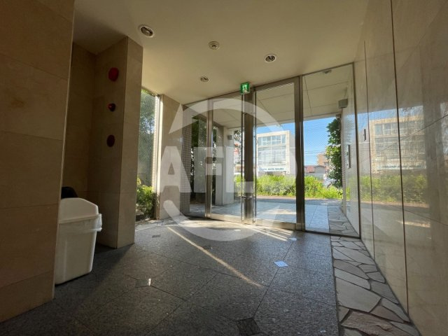 ヴェルドミール・ユモト　東粉浜小学校区のロビー|ヴェルドミール・ユモト　ロビー