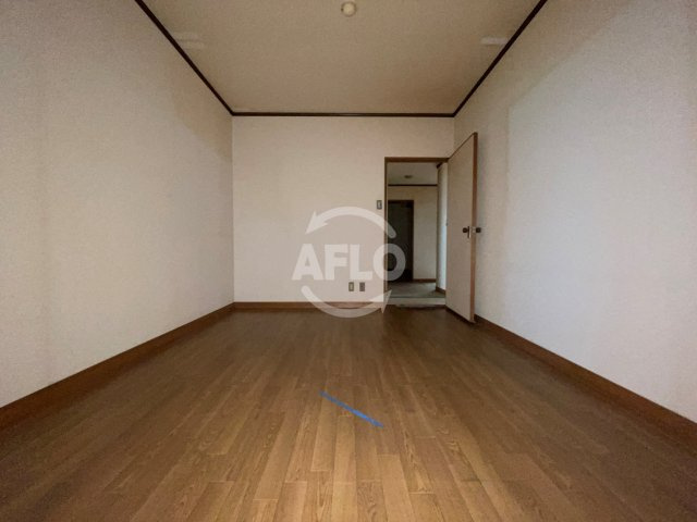 コーポエクセルⅠ　依頼小学校区の洋室|コーポエクセルI　洋室