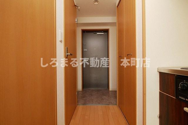 アーデンタワー靭公園の玄関