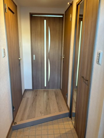 セントラル大町の玄関