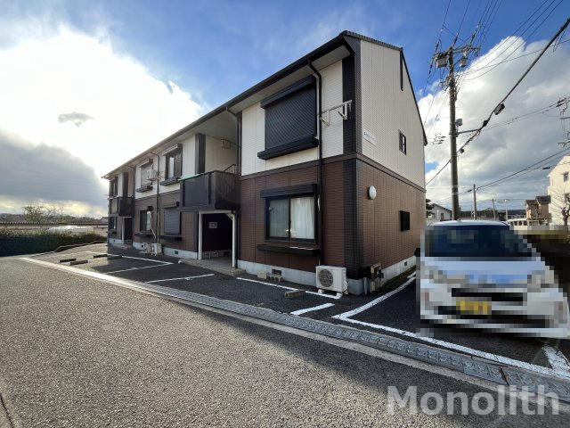 スイートハイツ下松の駐車場