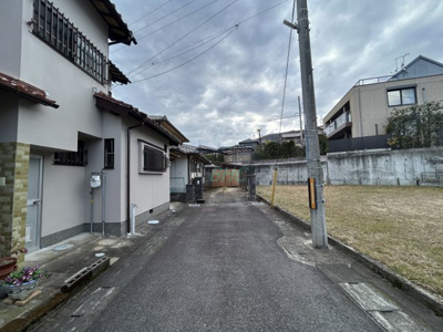 【前面道路含む現地写真】 | 弥生町
