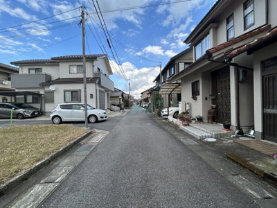 【前面道路含む現地写真】 | 弥生町
