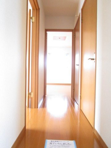 ハミングハイツの玄関