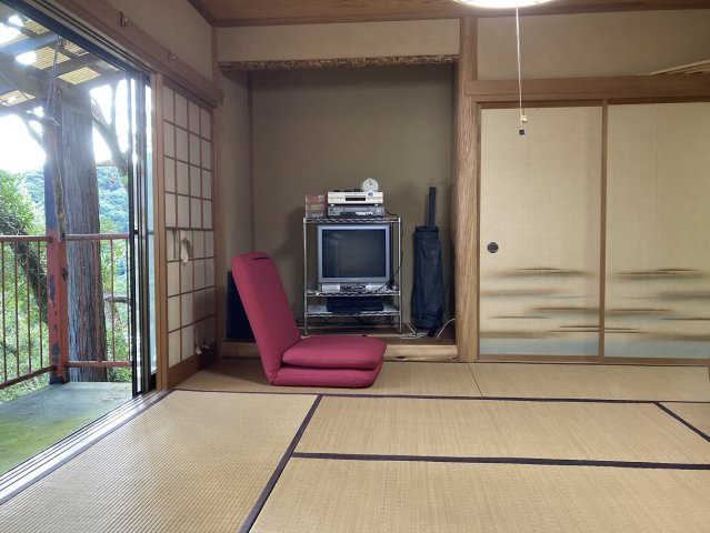下田市　吉佐美苑の和室