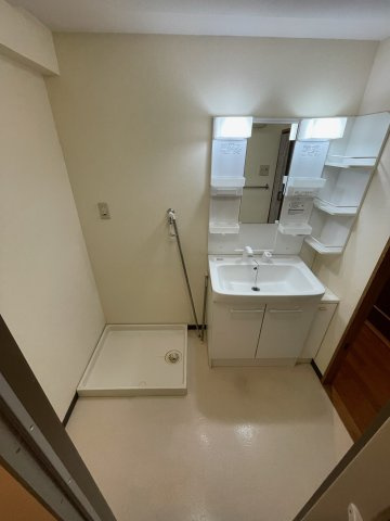 ユタカ第2ビルの洗面所