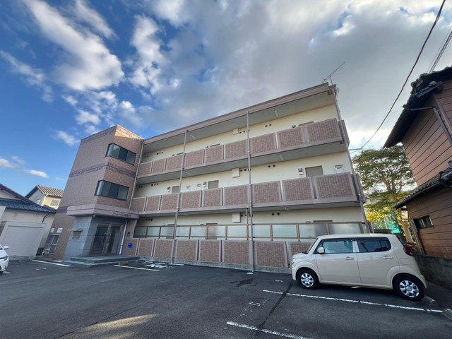 ア・ルーラ東合川