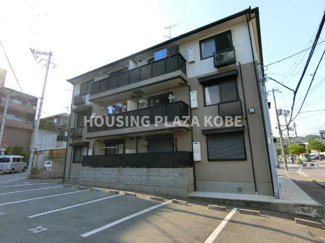 ウエストアヴェニュー