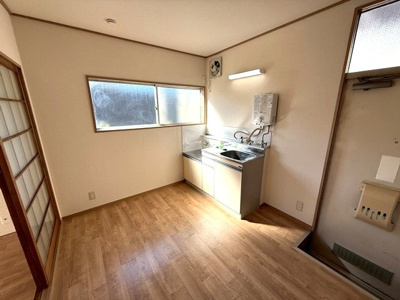 【トイレ】 | ポルポラ | トイレは温水洗浄便座付き♪人気のバストイレ別です♪トイレが独立していると使いやすいですよね☆