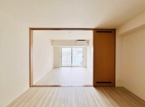 【居間・リビング】