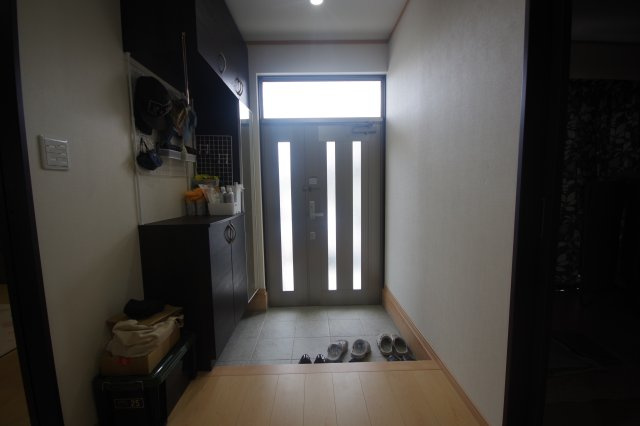 宇都宮市上欠町　戸建ての玄関|玄関内部全景