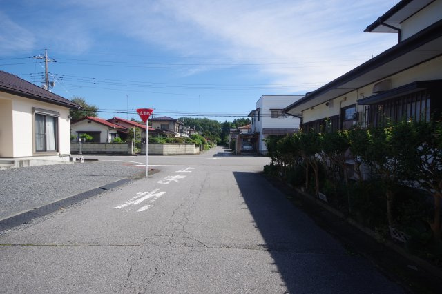 宇都宮市上欠町　戸建ての前面道路含む現地写真|南側接道６ｍ