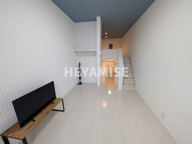 デ・クメール西小路のその他