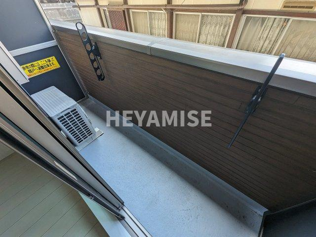 デ・クメール西小路のバルコニー