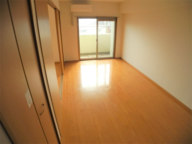 フィーノアイプロの居間・リビング|※室内画像は別部屋のもの