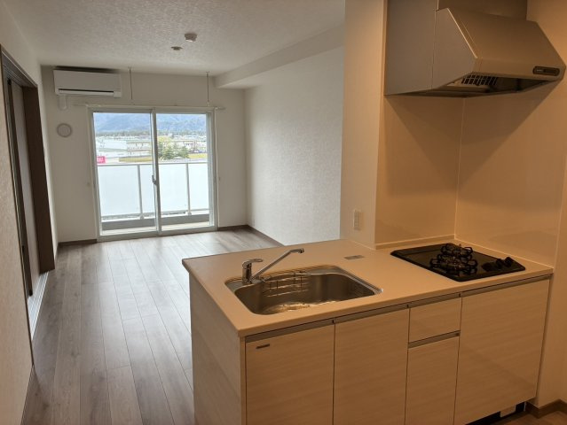 セントラル大町の洋室