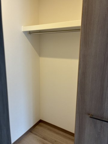 セントラル大町の収納|洋室