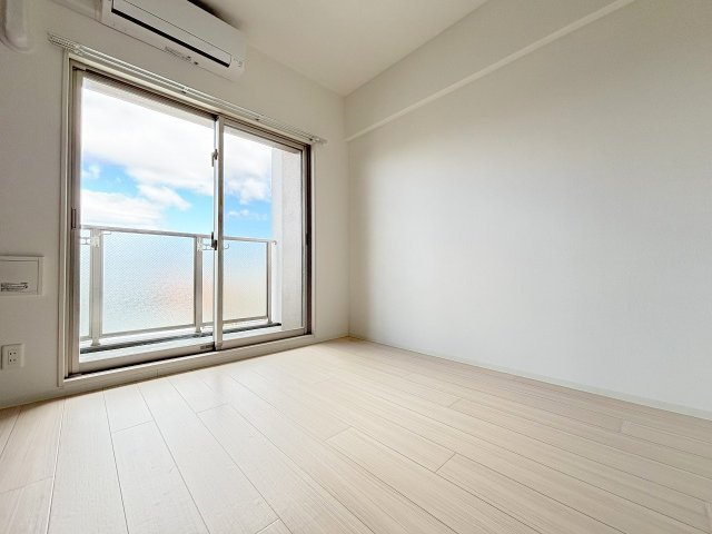 エグゼ大阪ノースゲートの居間・リビング