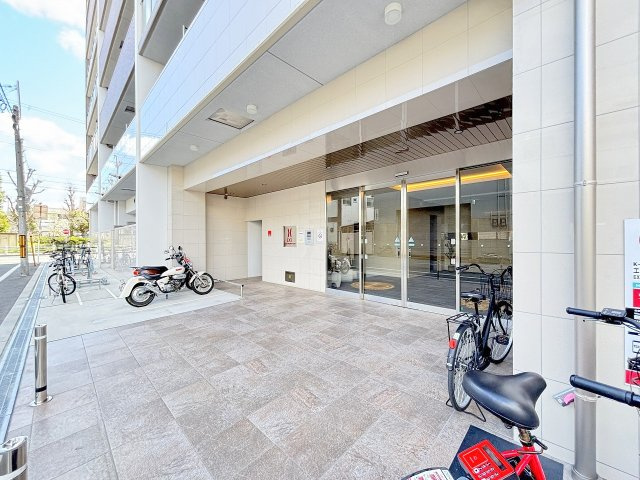 エグゼ大阪ノースゲートのエントランス