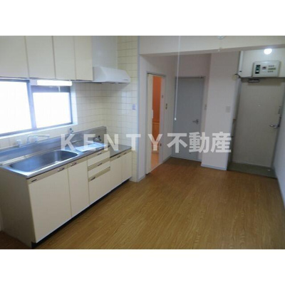 【キッチン】 | ＳＴハイム千鳥 | コンパクトなキッチンで掃除もラクラク