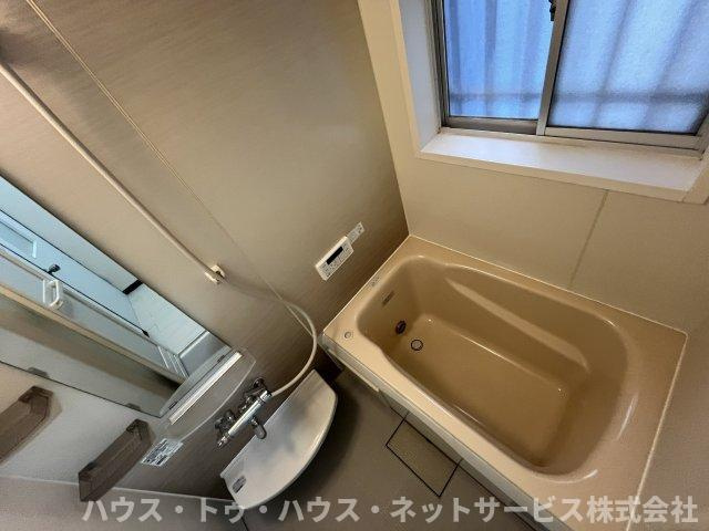 長崎一丁目戸建の浴室