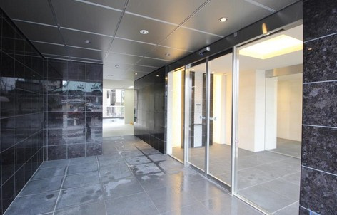 【エントランス】