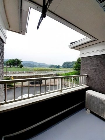 チェリーブロッサムのバルコニー|開放的で明るい空間を演出してくれるバルコニーです