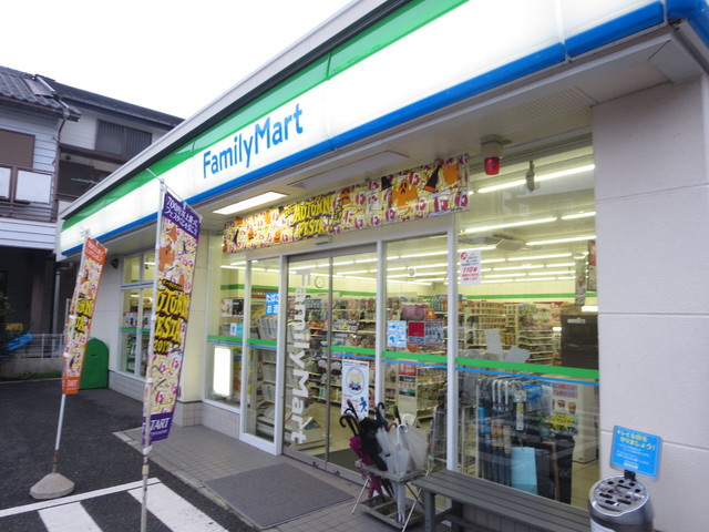 スカイレジデンシャルタワーズ　ノースウィングのその他|ファミリーマート下落合二丁目店