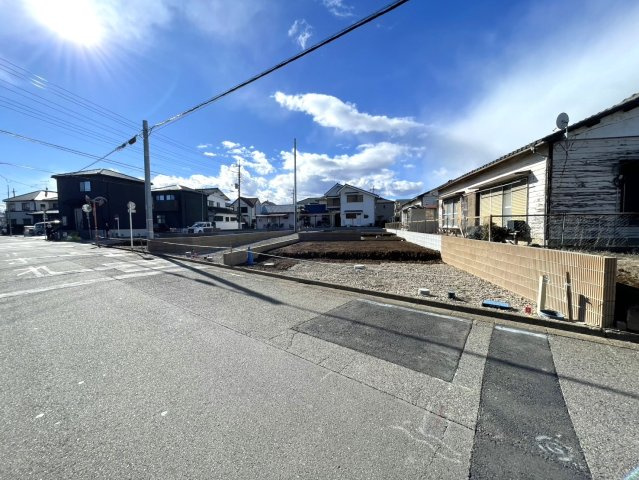 【前面道路含む現地写真】の画像