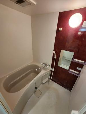 ベレーザ鴨川五条の浴室