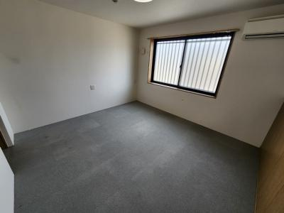 ベレーザ鴨川五条の居間・リビング|洋室